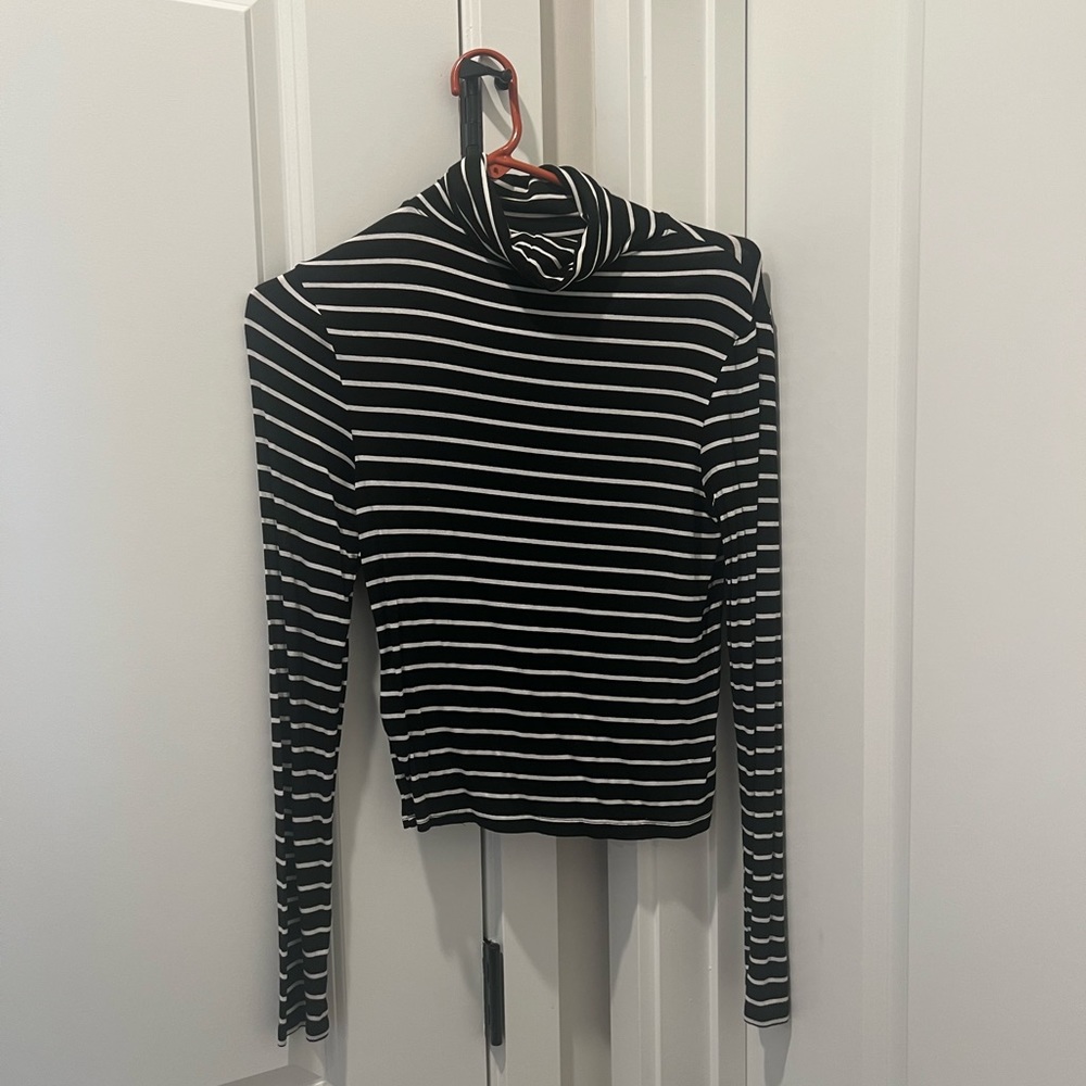 COWL NECK LONG SLEEVE